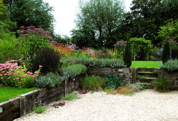Garden planting and design in Oxfordshire by Babylon design